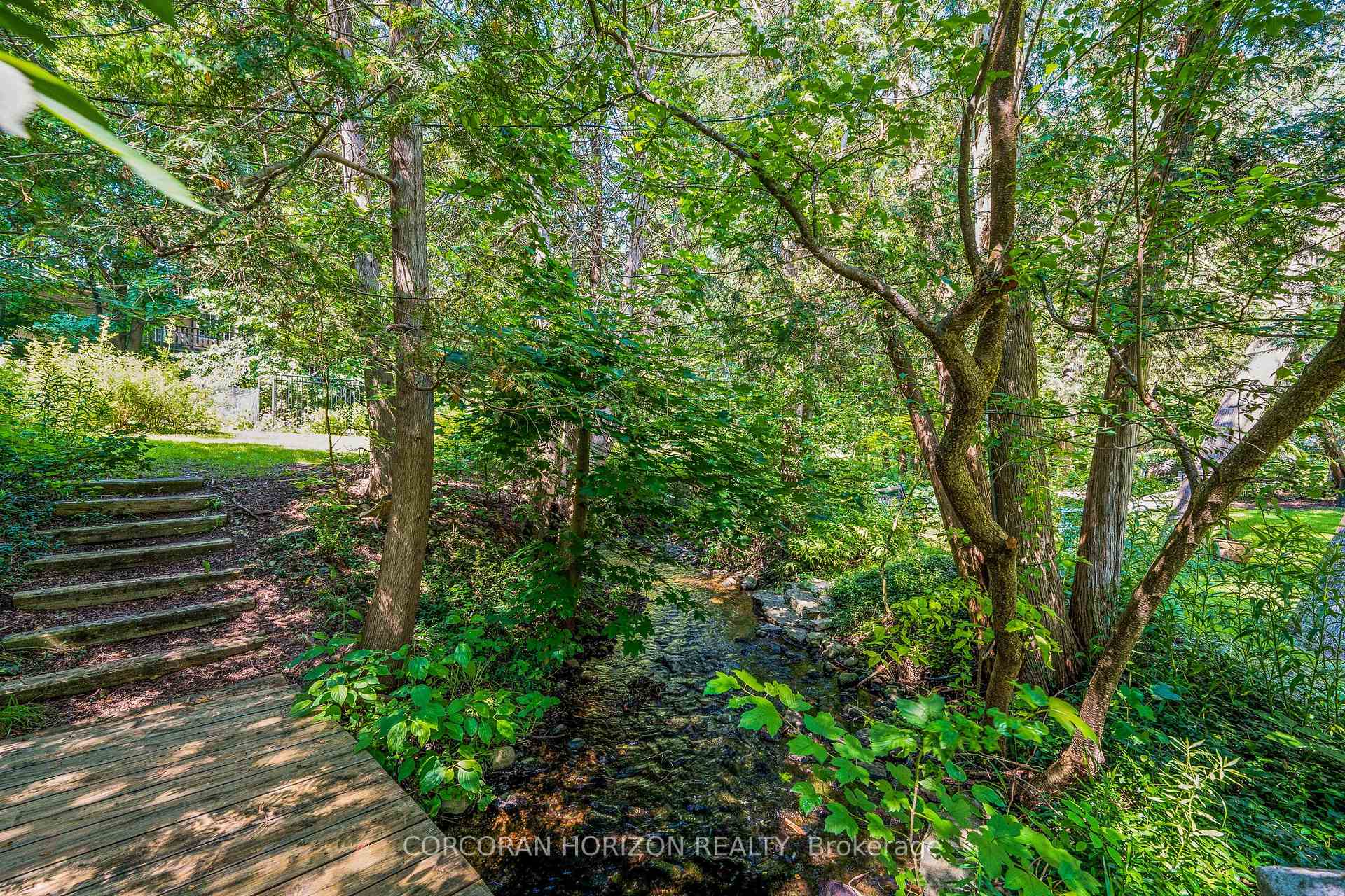 Photo 40 of 8 Sunbridge Crescent, Kitchener — HOMEH