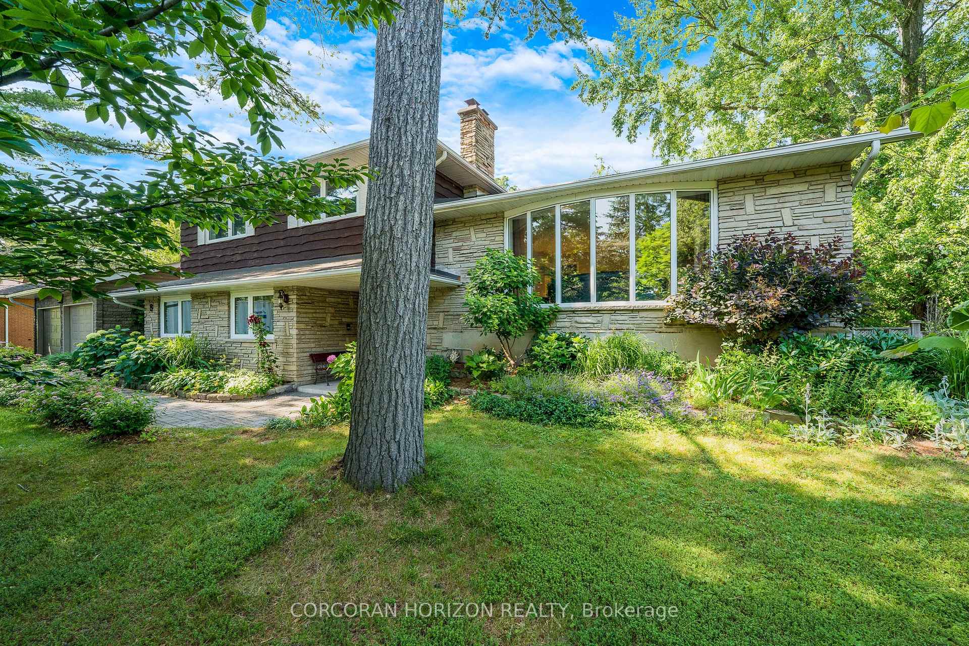 Photo 47 of 8 Sunbridge Crescent, Kitchener — HOMEH