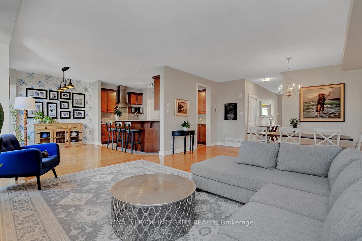 Photo 10 of 165 Saltspring Private, Ottawa, Kanata - Bridlewood — HOMEH
