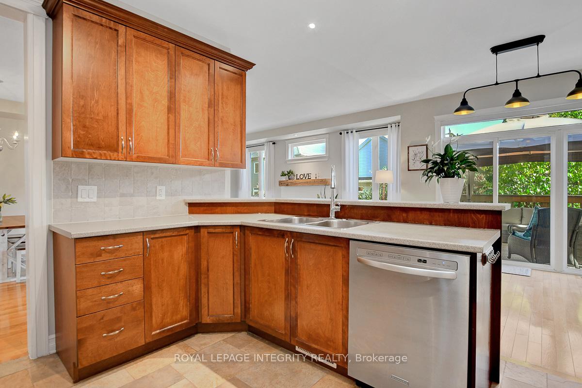 Photo 17 of 165 Saltspring Private, Ottawa, Kanata - Bridlewood — HOMEH