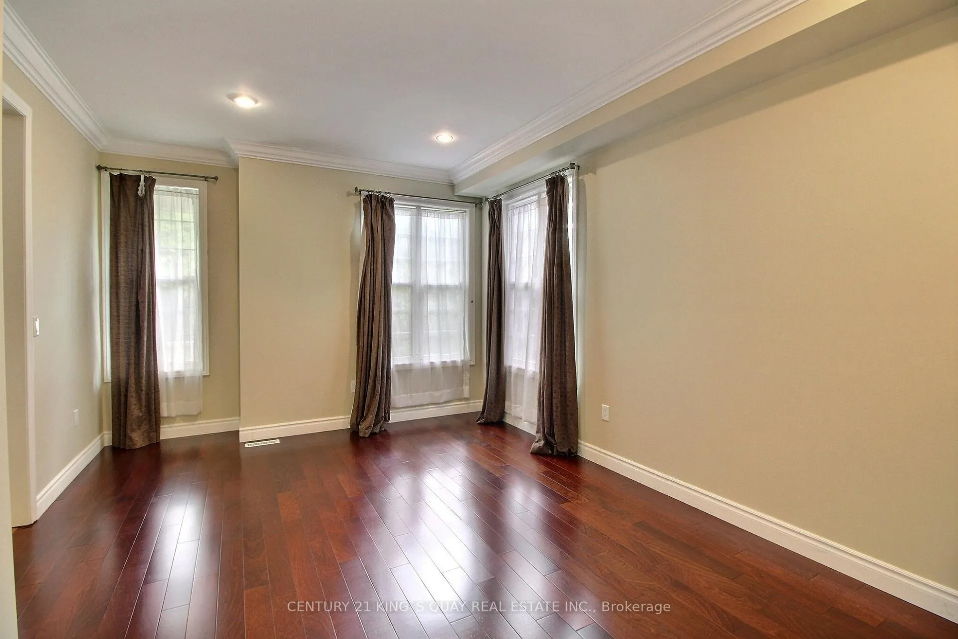 Photo 10 of 60 The Fairways, Markham, Angus Glen — HOMEH