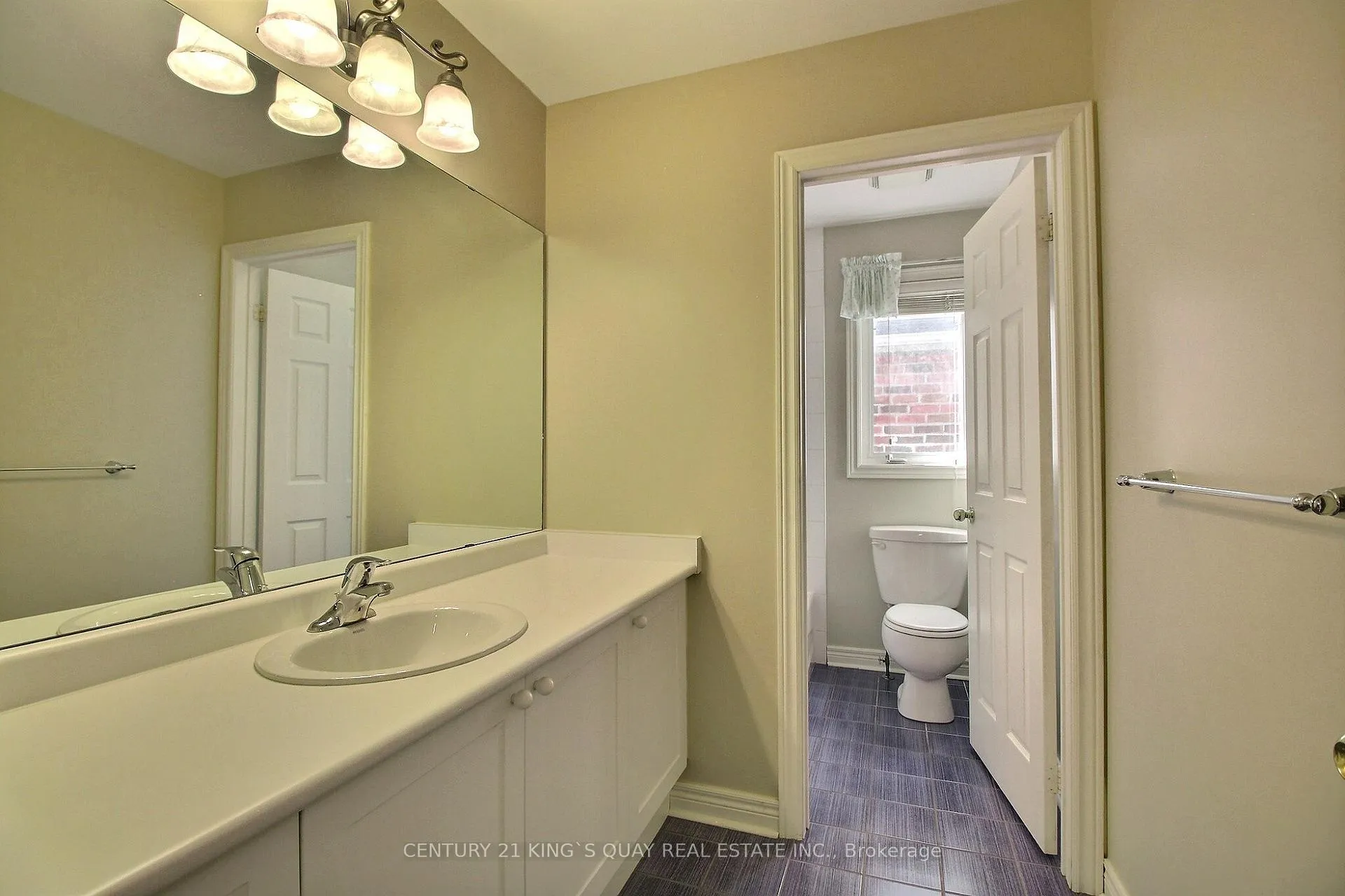 Photo 23 of 60 The Fairways, Markham, Angus Glen — HOMEH