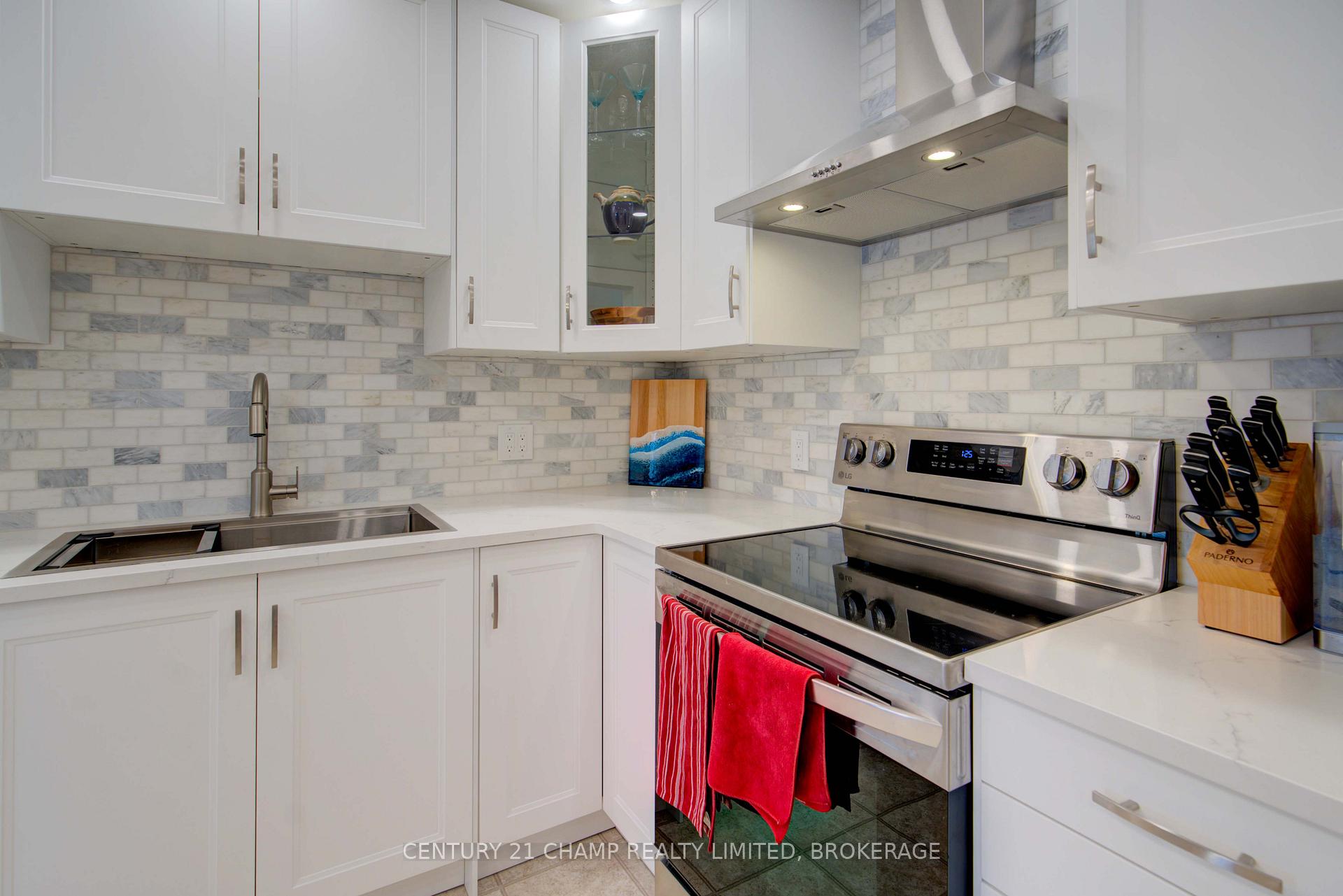 Photo 20 of 15 Raycraft Drive, Loyalist, Amherstview — HOMEH