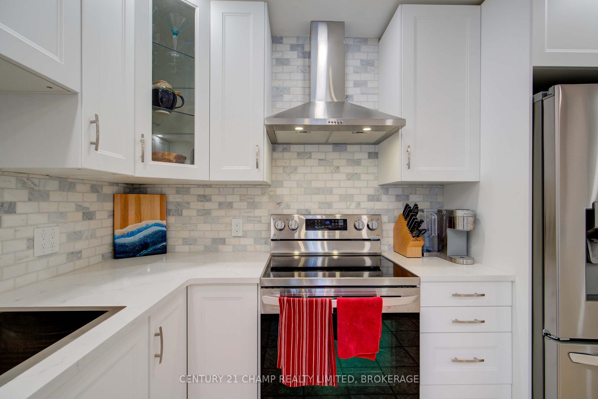 Photo 21 of 15 Raycraft Drive, Loyalist, Amherstview — HOMEH