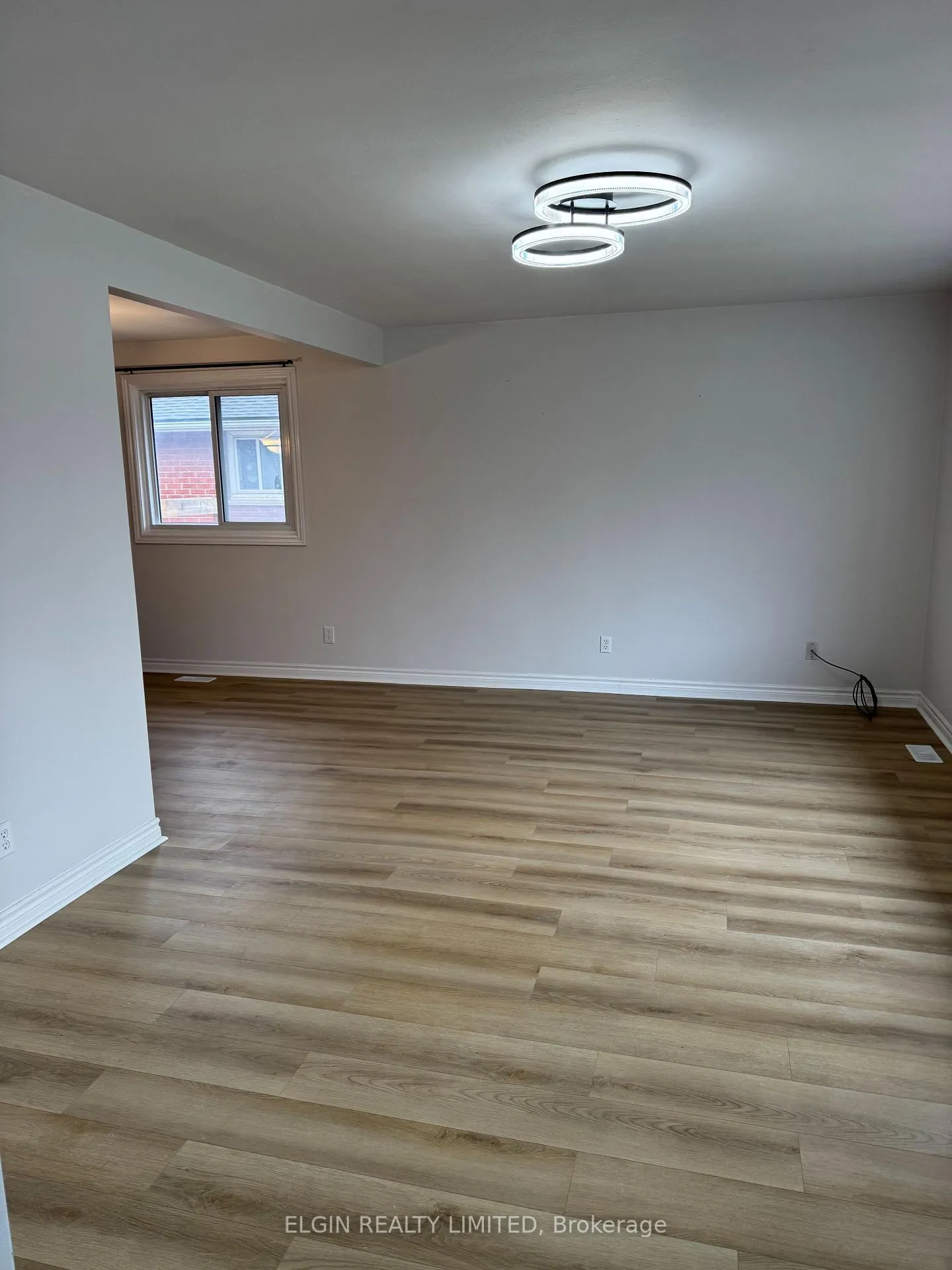 Photo 4 of 213 Highview Drive, St. Thomas — HOMEH