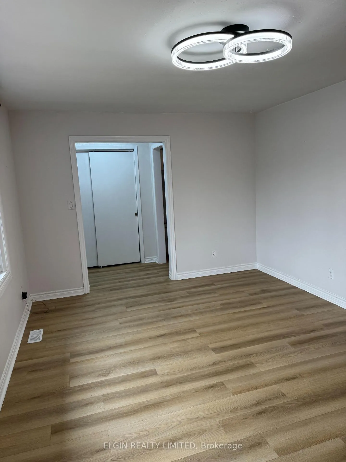 Photo 5 of 213 Highview Drive, St. Thomas — HOMEH