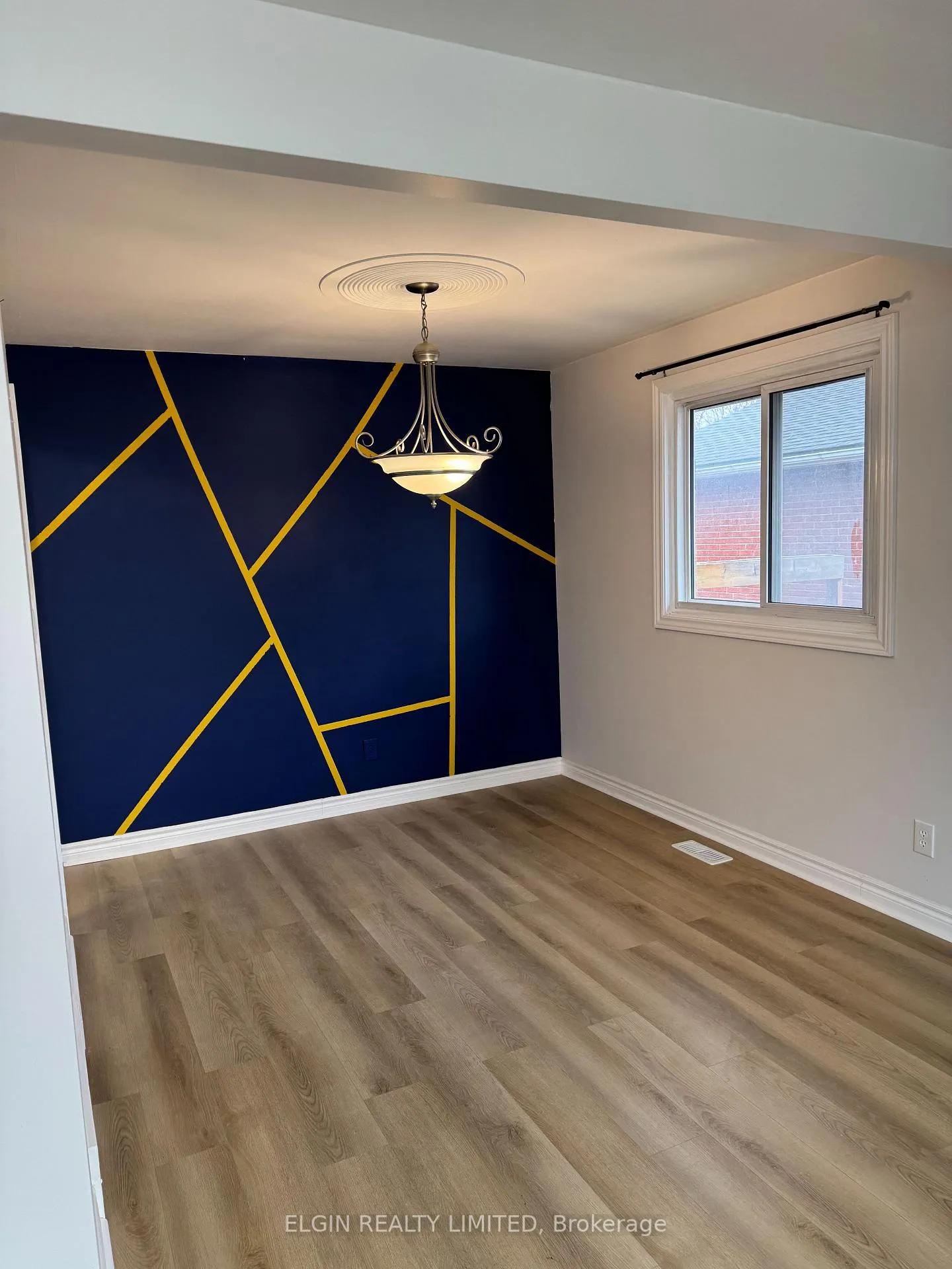 Photo 6 of 213 Highview Drive, St. Thomas — HOMEH