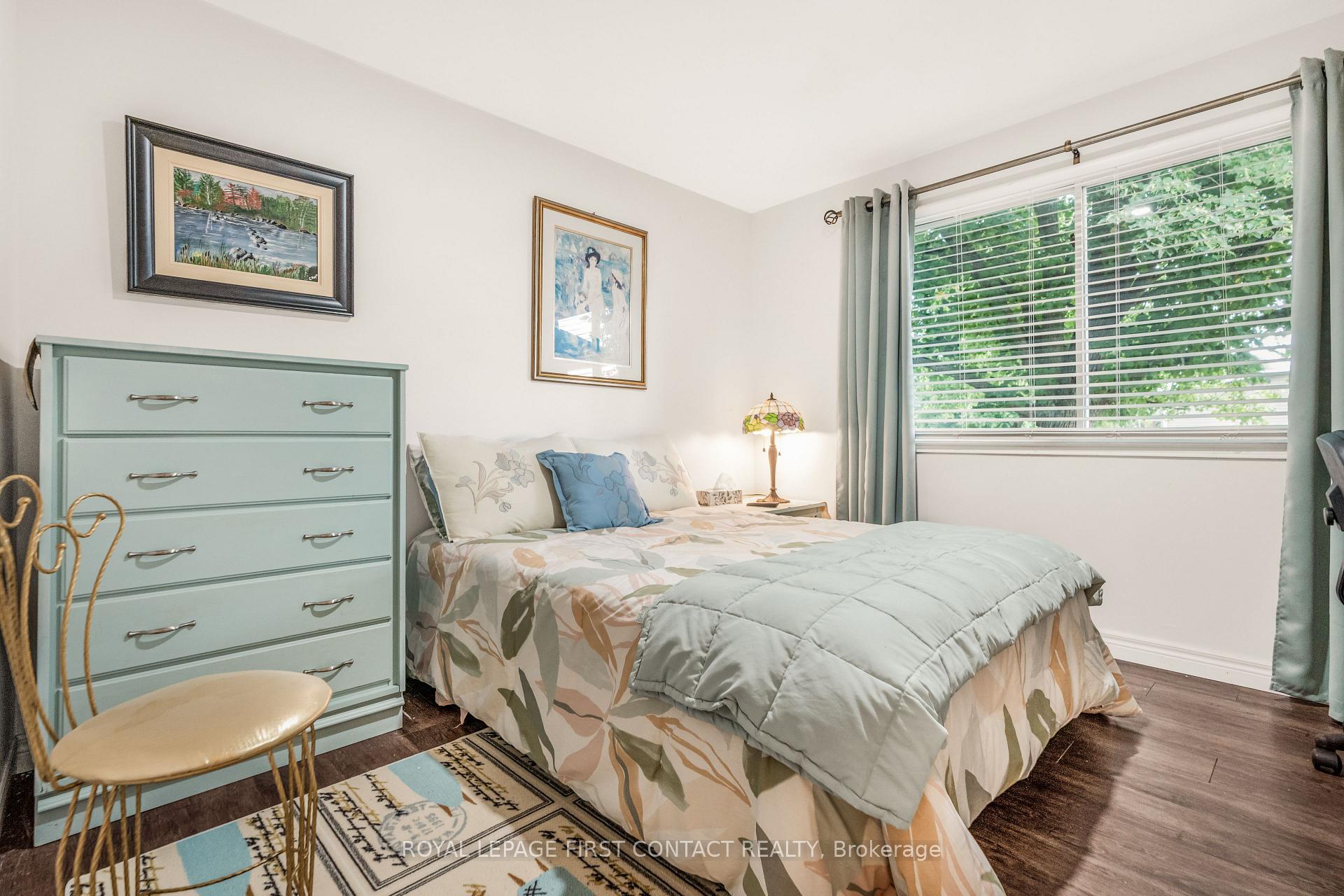 Photo 11 of 20 Comforts Cove, Innisfil, Alcona — HOMEH
