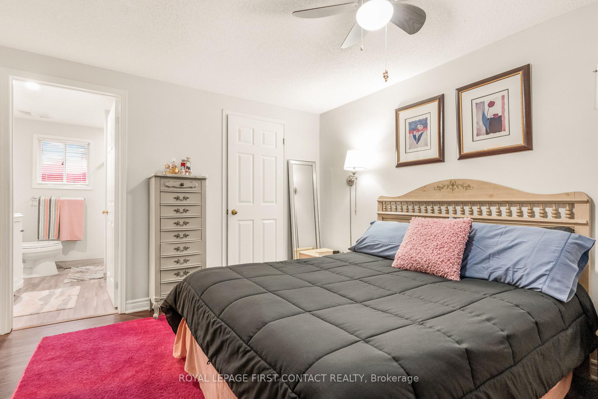 Photo 13 of 20 Comforts Cove, Innisfil, Alcona — HOMEH