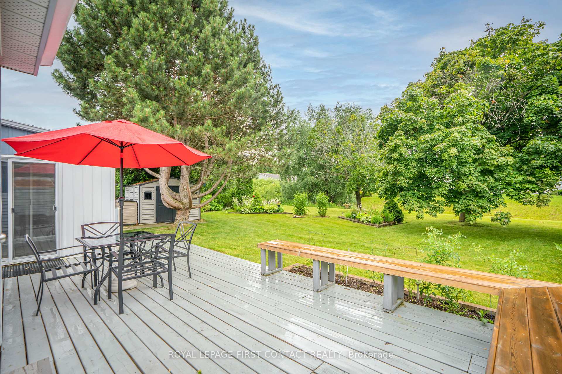 Photo 15 of 20 Comforts Cove, Innisfil, Alcona — HOMEH
