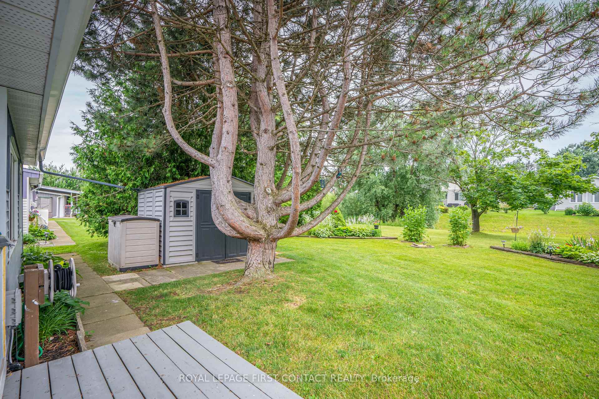 Photo 16 of 20 Comforts Cove, Innisfil, Alcona — HOMEH
