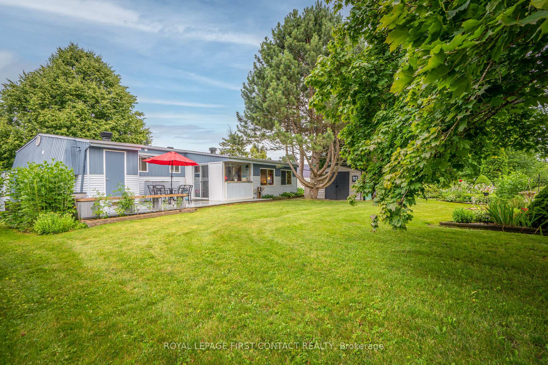 Photo 17 of 20 Comforts Cove, Innisfil, Alcona — HOMEH