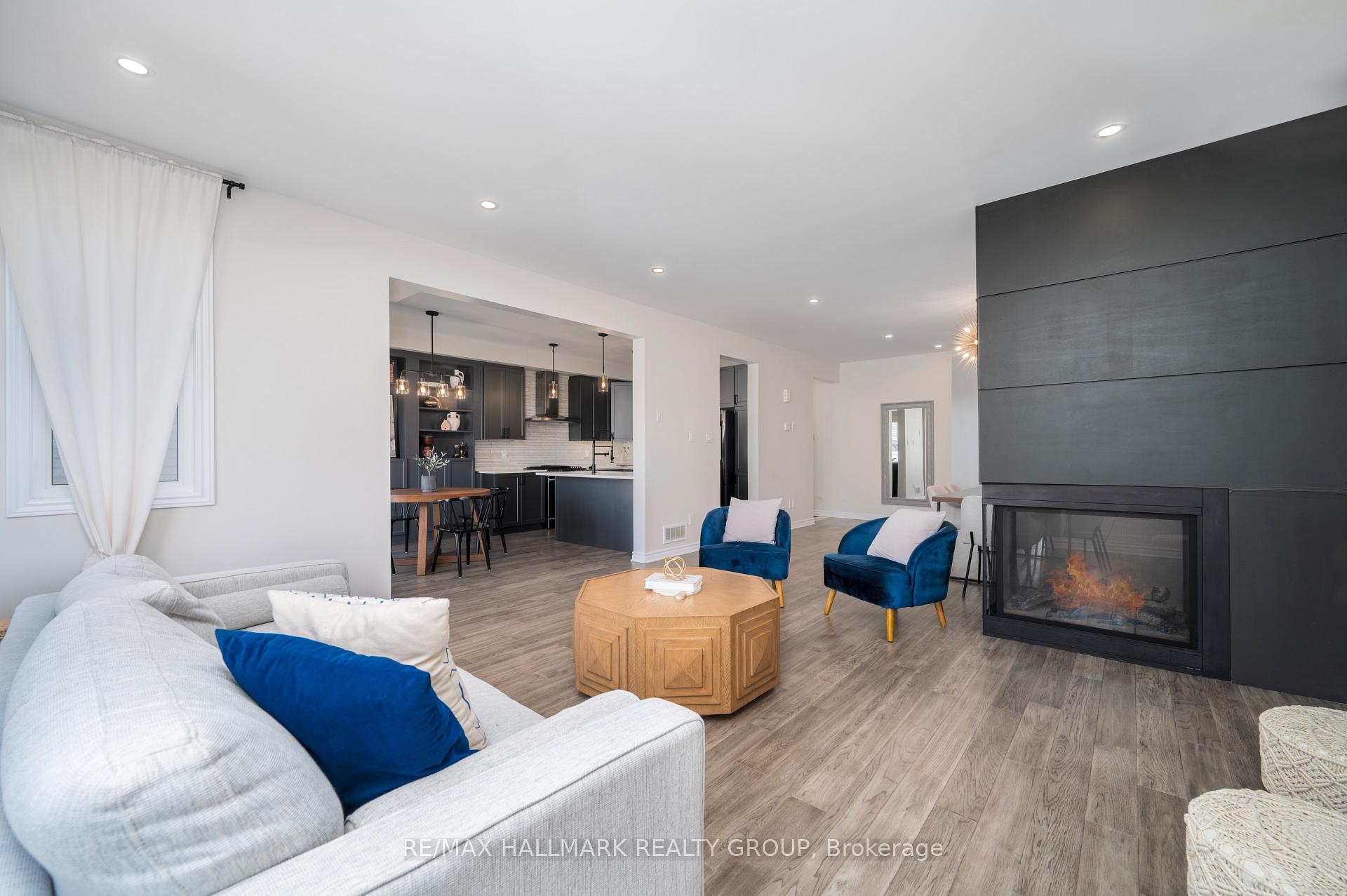 Photo 8 of 59 Defence Street, Ottawa, Kanata - Emerald Meadows/Trailwest — HOMEH