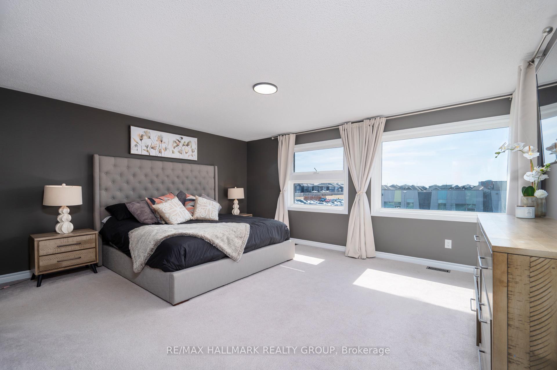 Photo 12 of 59 Defence Street, Ottawa, Kanata - Emerald Meadows/Trailwest — HOMEH