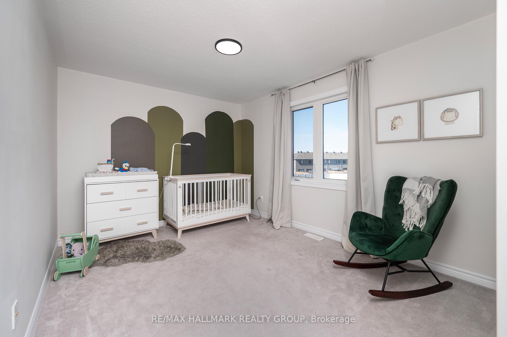 Photo 19 of 59 Defence Street, Ottawa, Kanata - Emerald Meadows/Trailwest — HOMEH