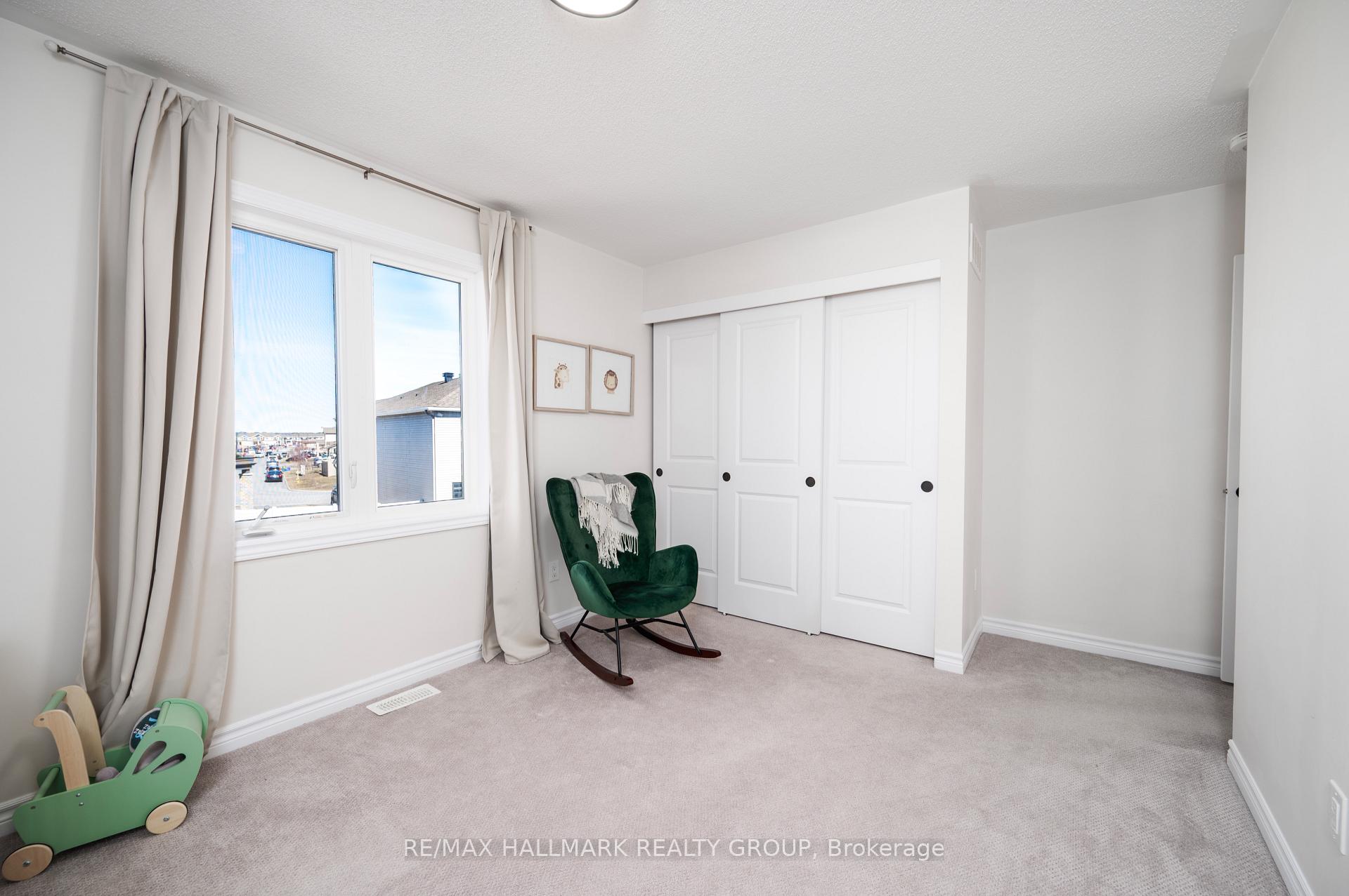Photo 20 of 59 Defence Street, Ottawa, Kanata - Emerald Meadows/Trailwest — HOMEH