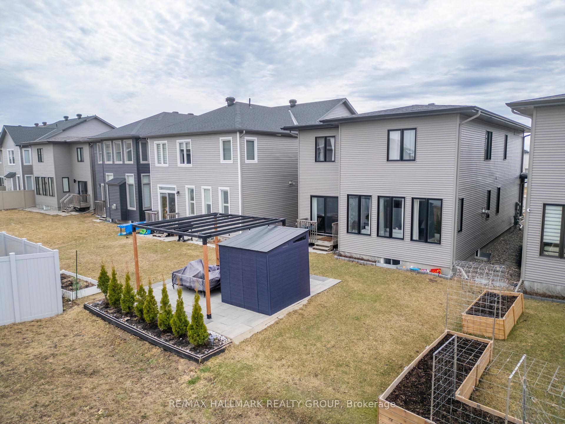 Photo 32 of 59 Defence Street, Ottawa, Kanata - Emerald Meadows/Trailwest — HOMEH