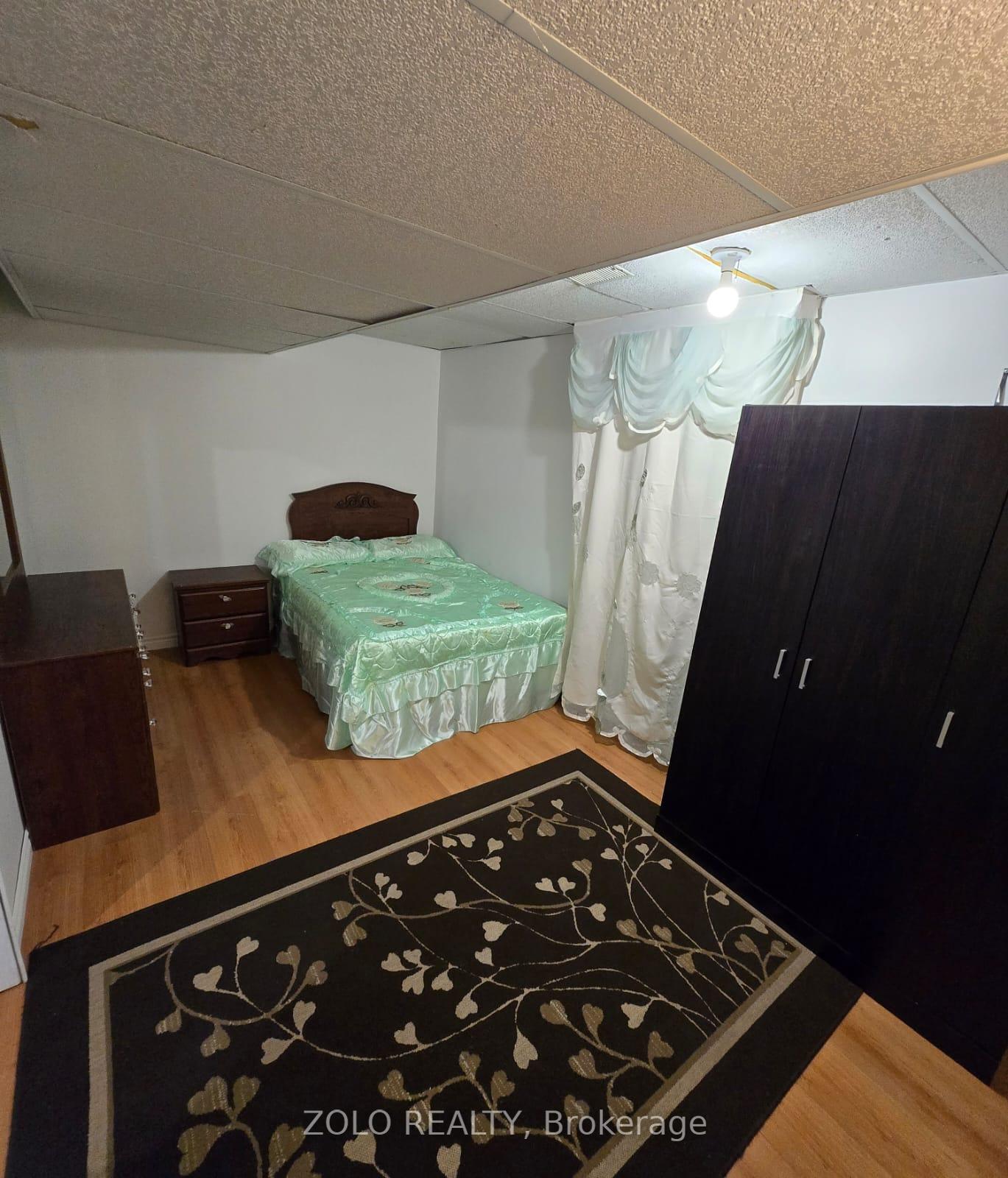 Photo 3 of 283 Grey Fox Drive, Kitchener — HOMEH