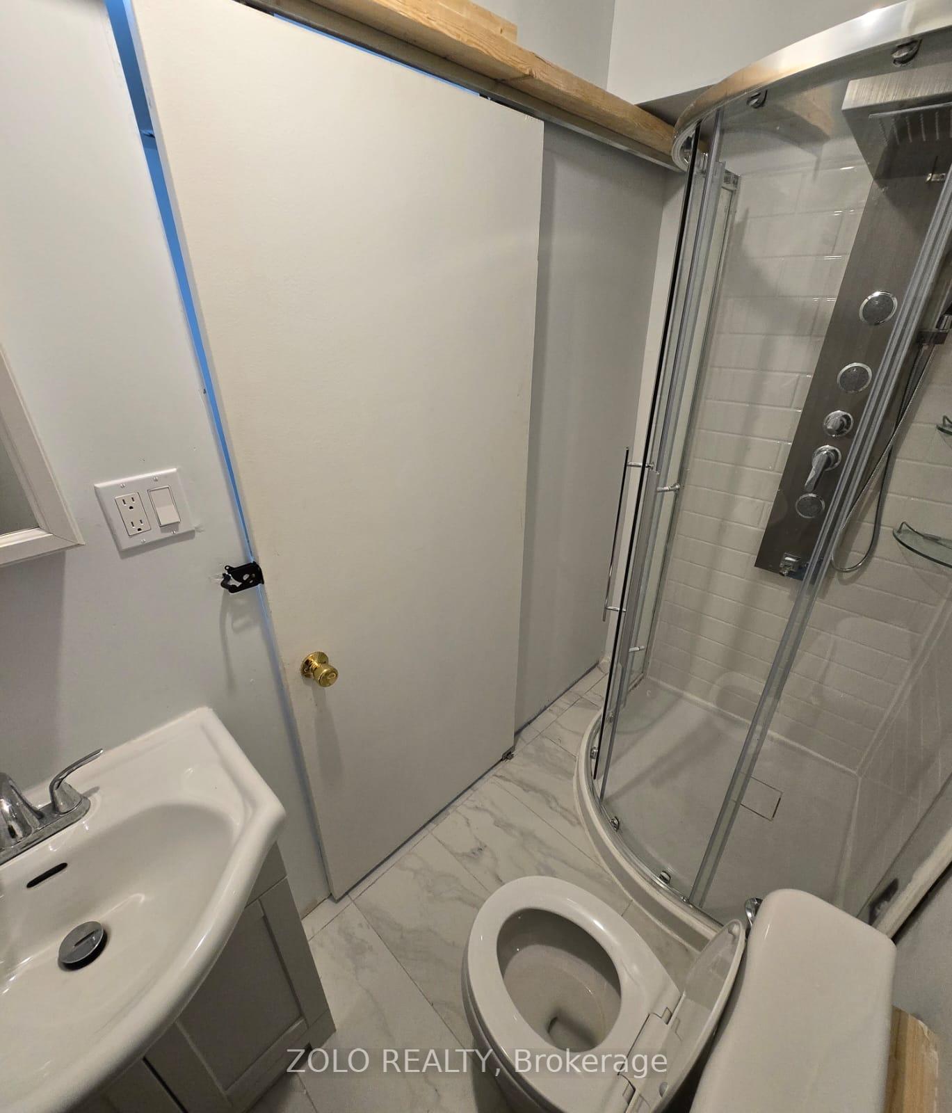 Photo 5 of 283 Grey Fox Drive, Kitchener — HOMEH