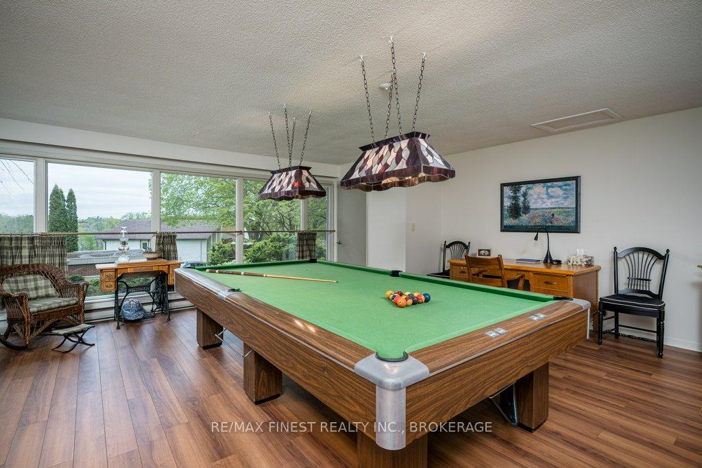 Photo 26 of 23 Brooklands Park Avenue, Loyalist, Lennox and Addington - South — HOMEH