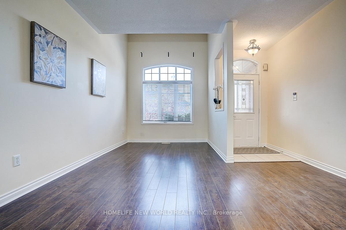 Photo 5 of 582 Fred Mclaren Boulevard, Markham, Wismer — HOMEH