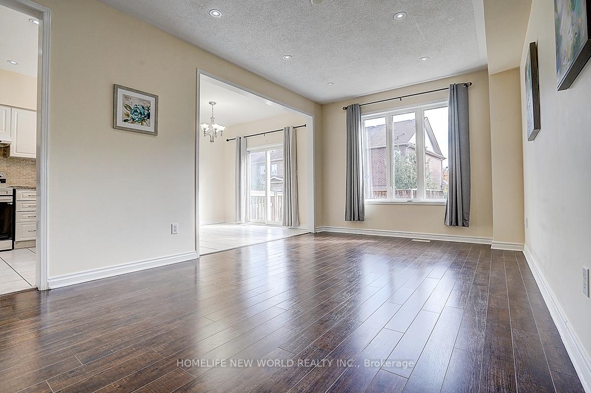 Photo 11 of 582 Fred Mclaren Boulevard, Markham, Wismer — HOMEH