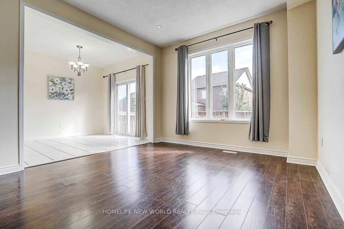 Photo 12 of 582 Fred Mclaren Boulevard, Markham, Wismer — HOMEH