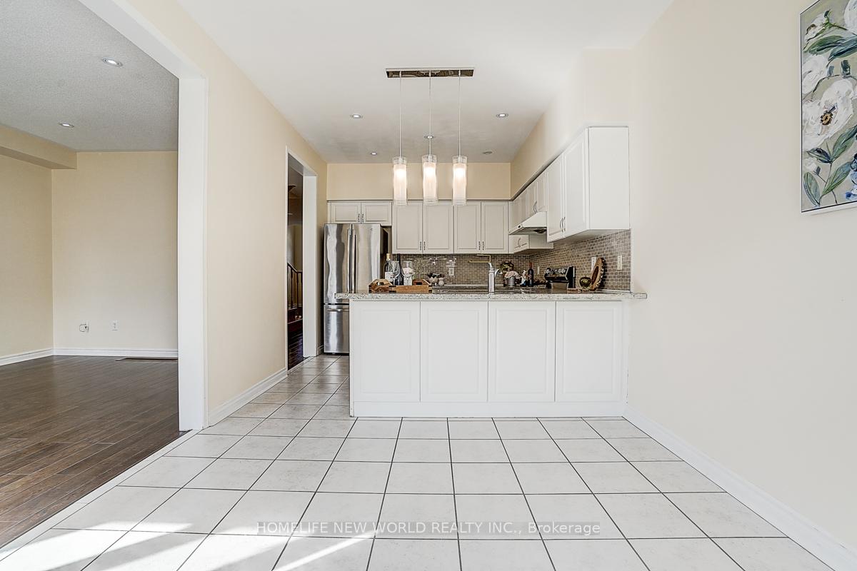 Photo 19 of 582 Fred Mclaren Boulevard, Markham, Wismer — HOMEH