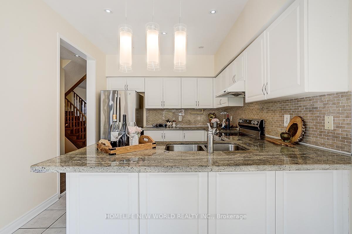 Photo 22 of 582 Fred Mclaren Boulevard, Markham, Wismer — HOMEH