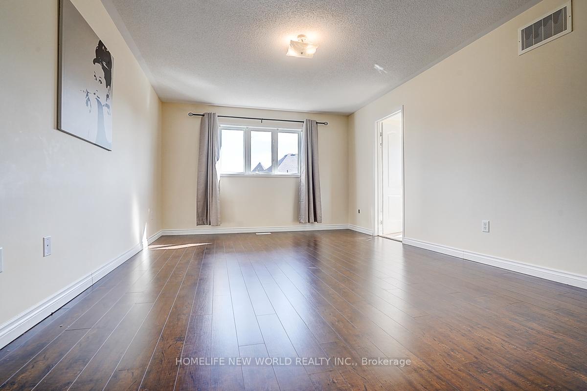 Photo 27 of 582 Fred Mclaren Boulevard, Markham, Wismer — HOMEH