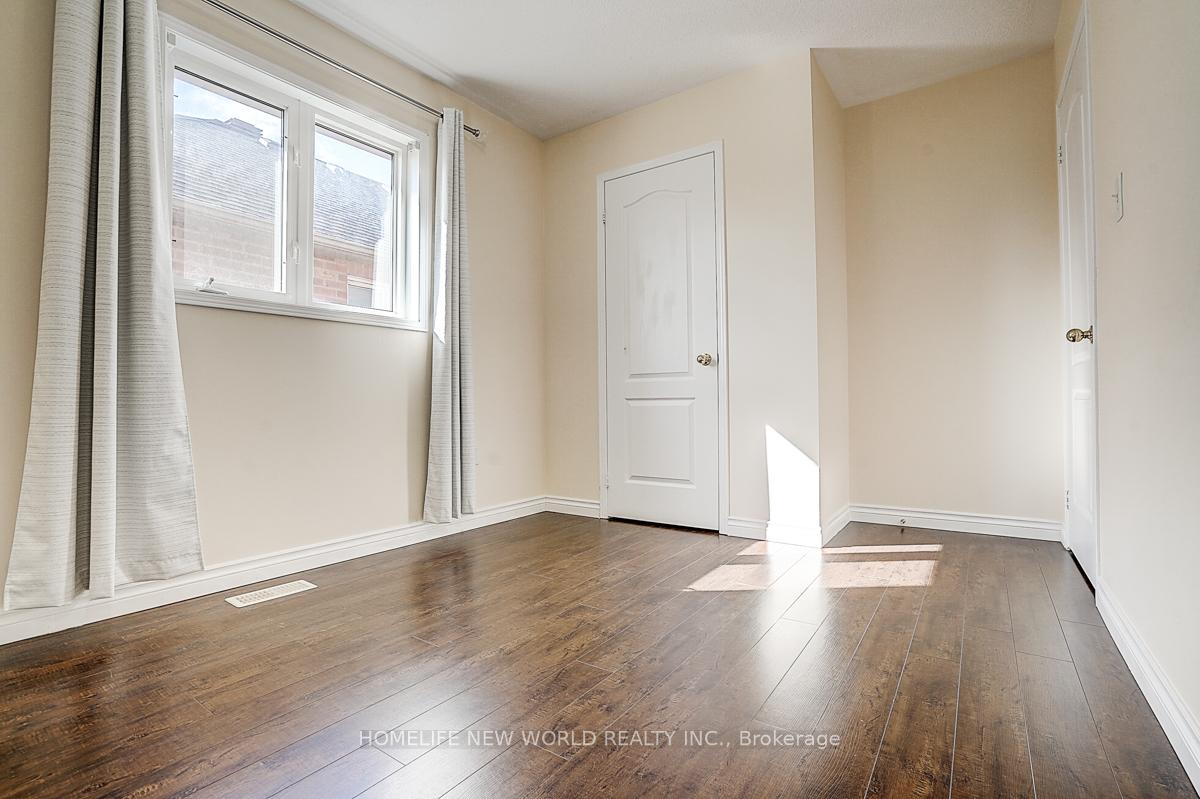 Photo 33 of 582 Fred Mclaren Boulevard, Markham, Wismer — HOMEH