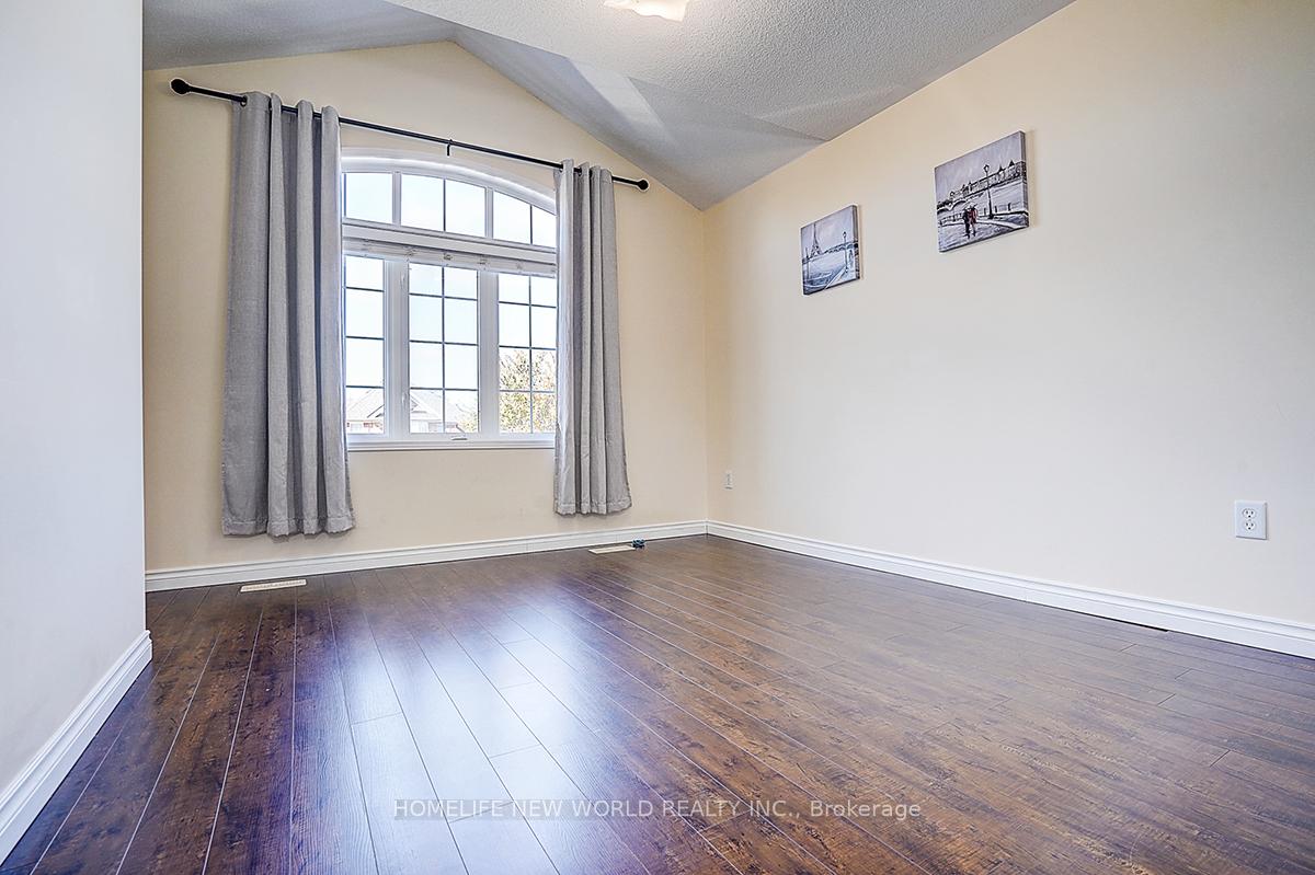 Photo 36 of 582 Fred Mclaren Boulevard, Markham, Wismer — HOMEH