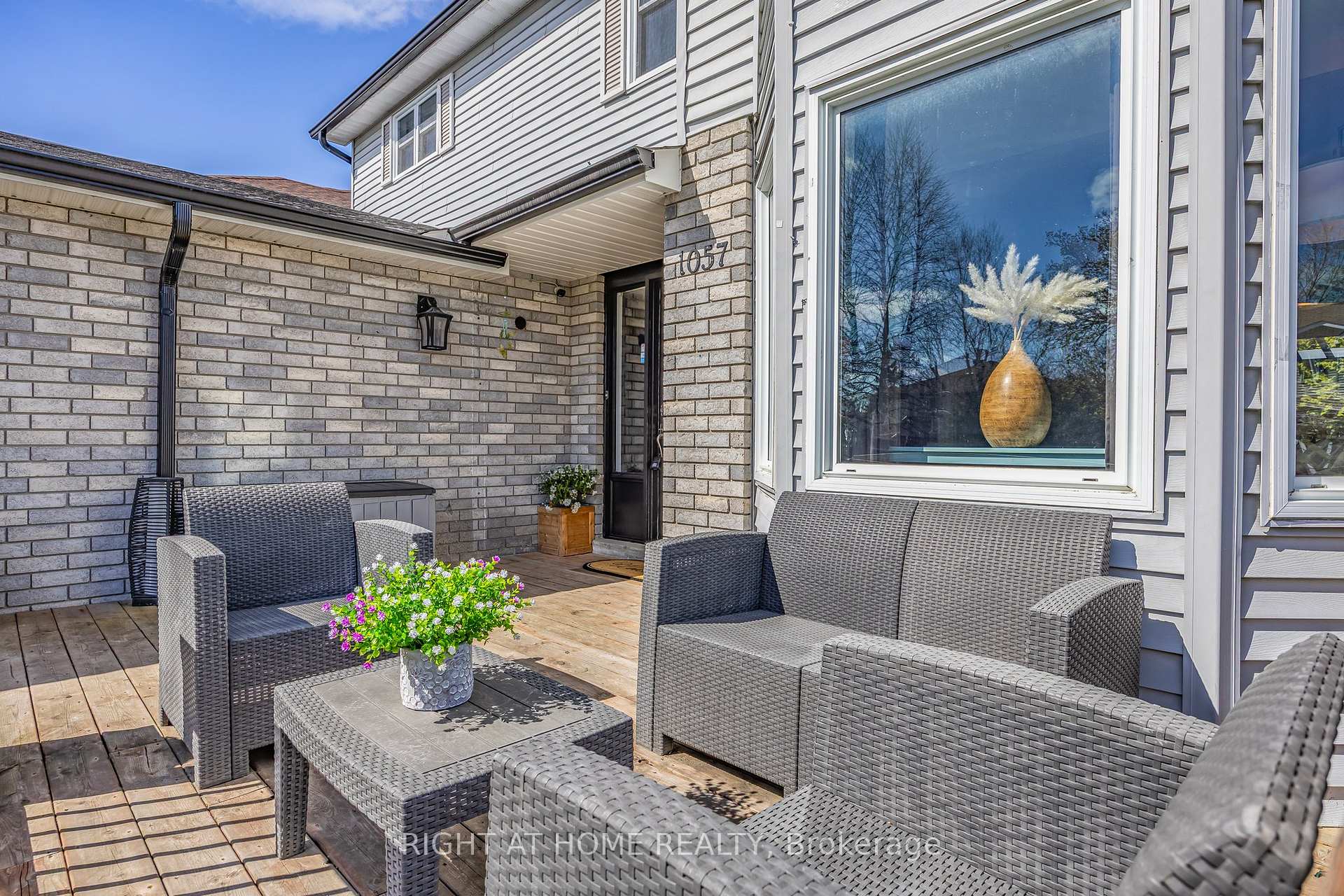Photo 6 of 1057 Vance Crescent, Innisfil, Alcona — HOMEH
