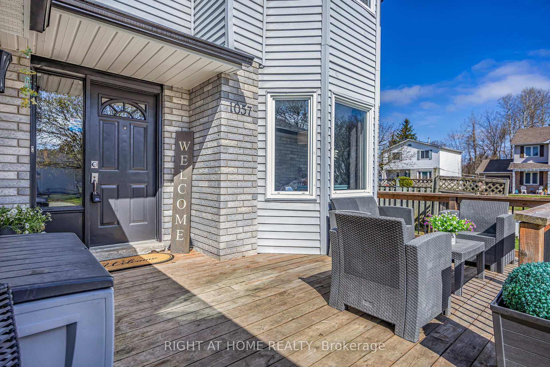 Photo 7 of 1057 Vance Crescent, Innisfil, Alcona — HOMEH