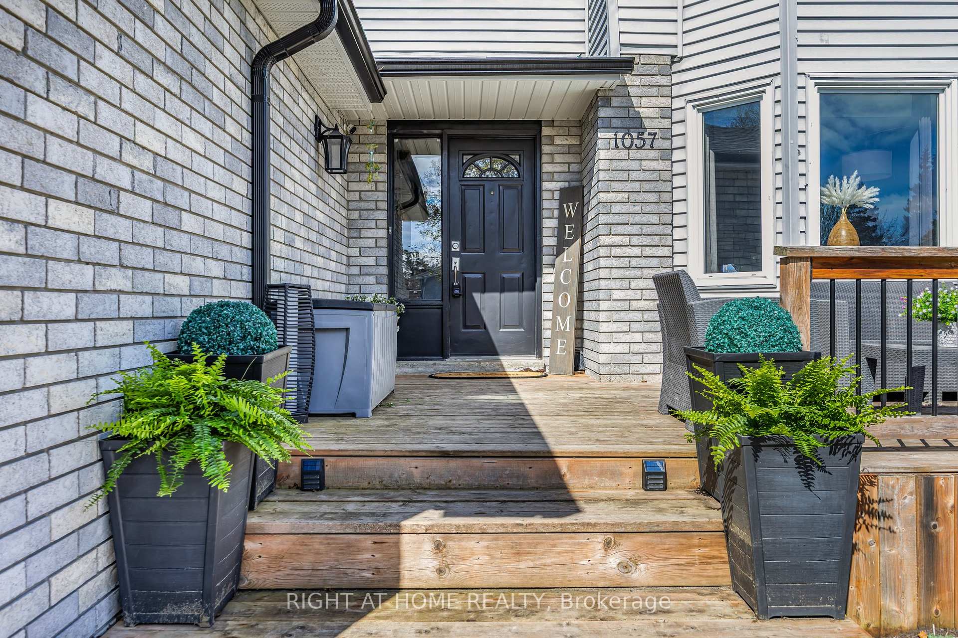 Photo 8 of 1057 Vance Crescent, Innisfil, Alcona — HOMEH