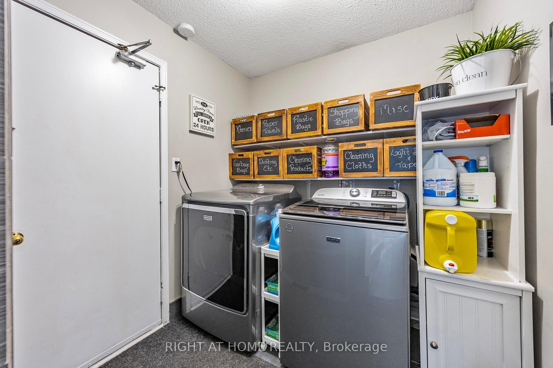 Photo 10 of 1057 Vance Crescent, Innisfil, Alcona — HOMEH