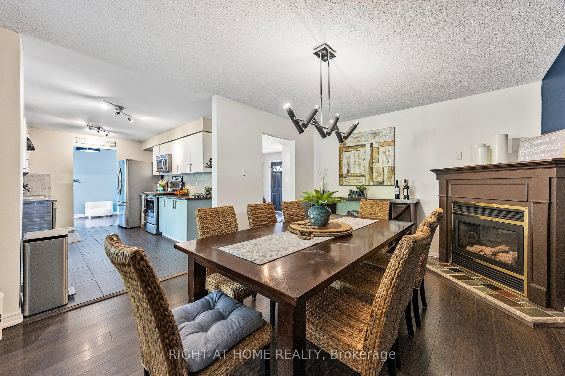 Photo 11 of 1057 Vance Crescent, Innisfil, Alcona — HOMEH