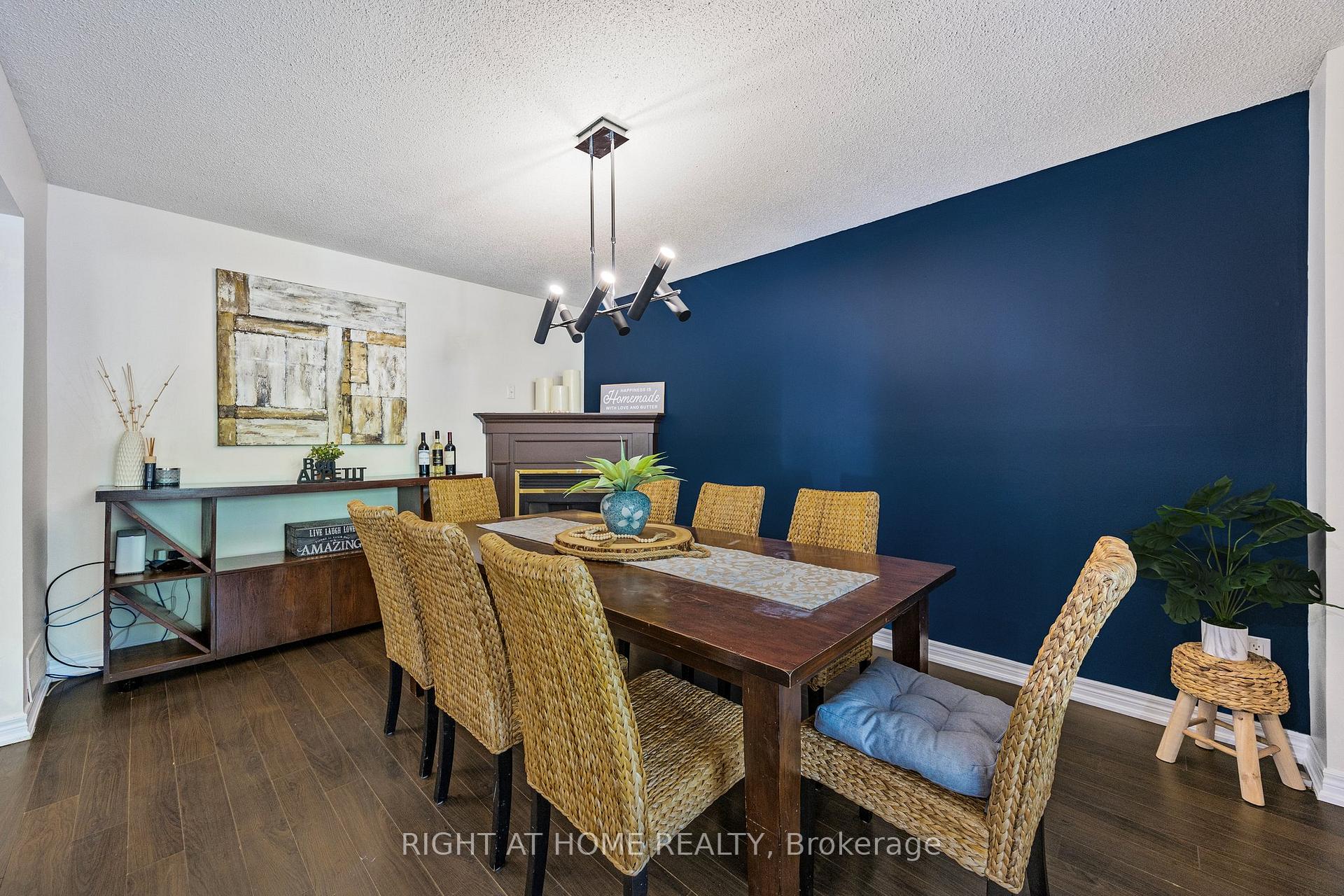 Photo 12 of 1057 Vance Crescent, Innisfil, Alcona — HOMEH