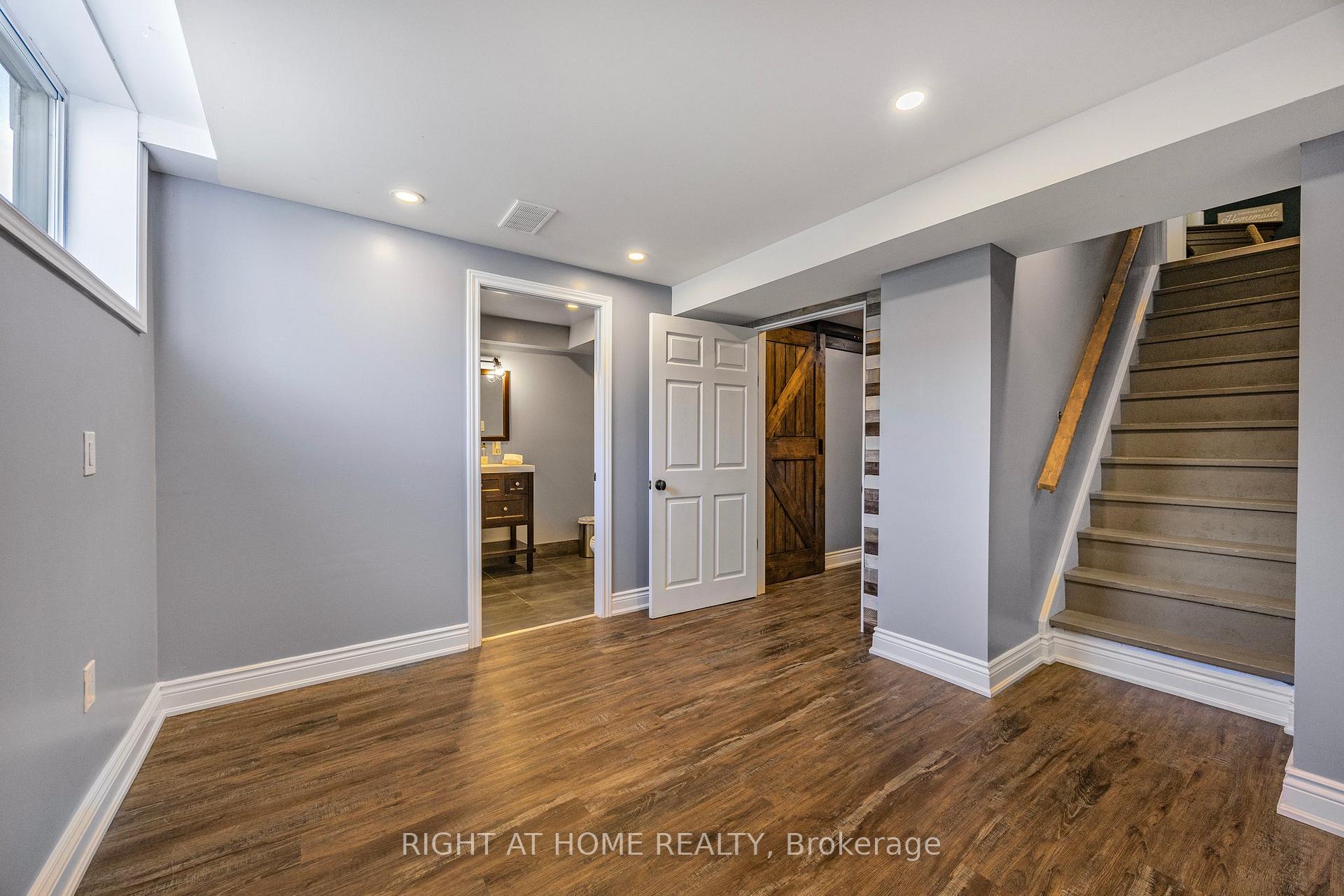 Photo 22 of 1057 Vance Crescent, Innisfil, Alcona — HOMEH