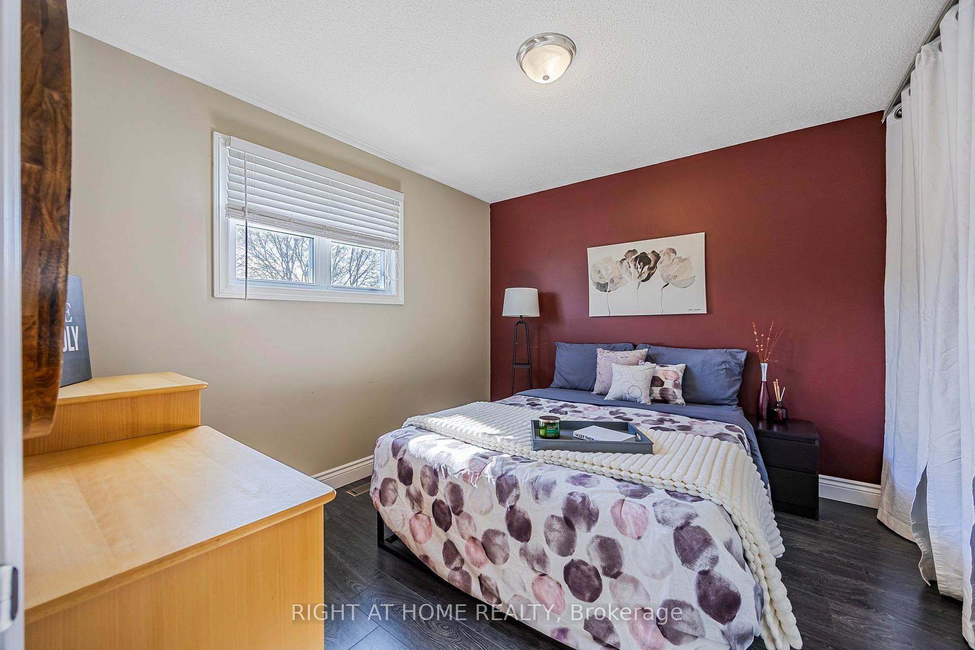Photo 28 of 1057 Vance Crescent, Innisfil, Alcona — HOMEH
