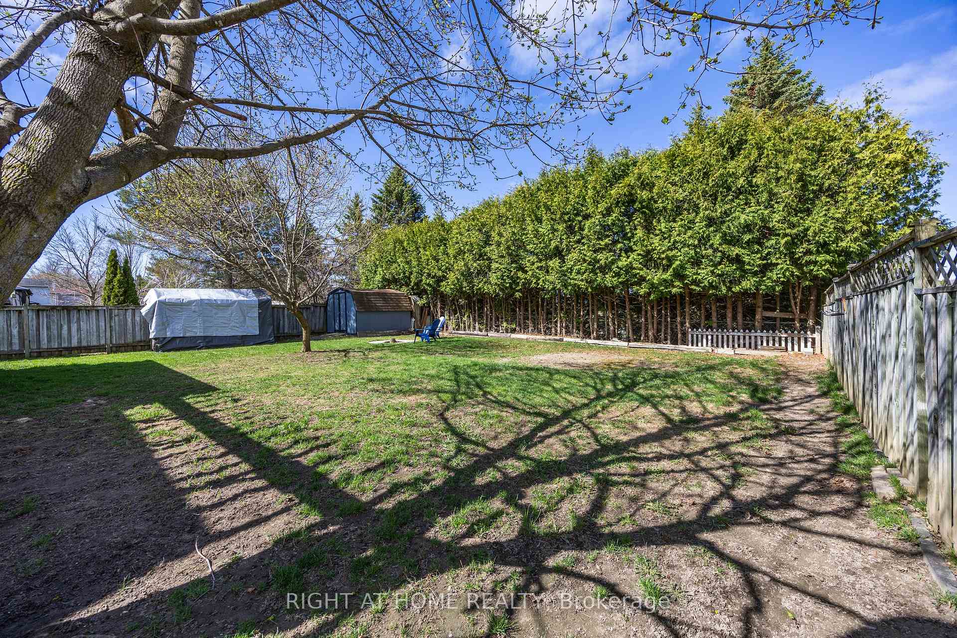 Photo 38 of 1057 Vance Crescent, Innisfil, Alcona — HOMEH