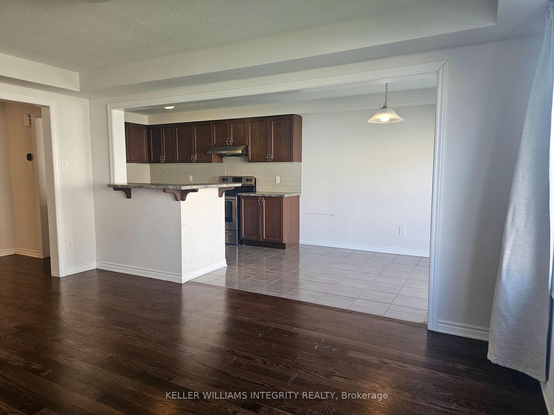 Photo 7 of 568 Roundleaf Way, Ottawa, Kanata - Emerald Meadows/Trailwest — HOMEH