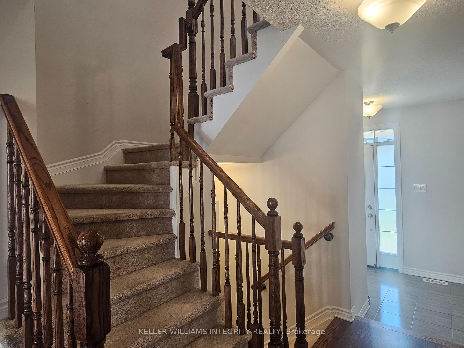 Photo 14 of 568 Roundleaf Way, Ottawa, Kanata - Emerald Meadows/Trailwest — HOMEH