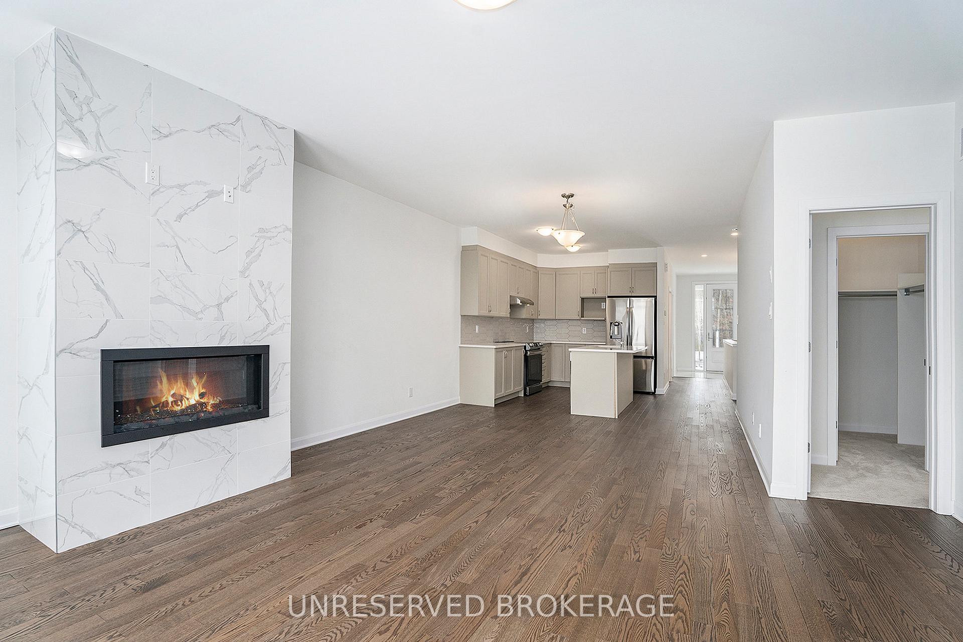 Photo 7 of 816 Companion Crescent, Ottawa, Mahogany Community — HOMEH