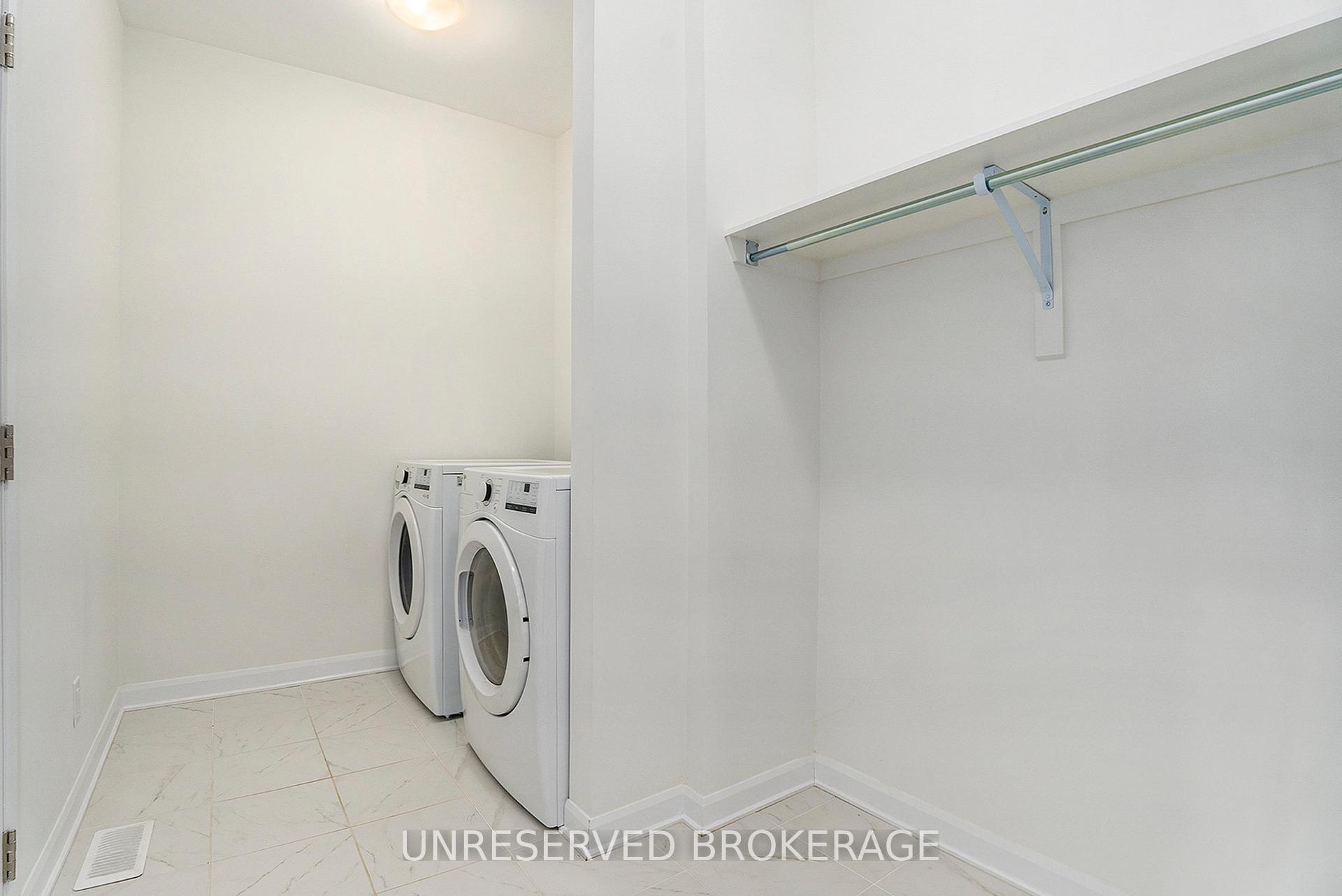 Photo 14 of 816 Companion Crescent, Ottawa, Mahogany Community — HOMEH