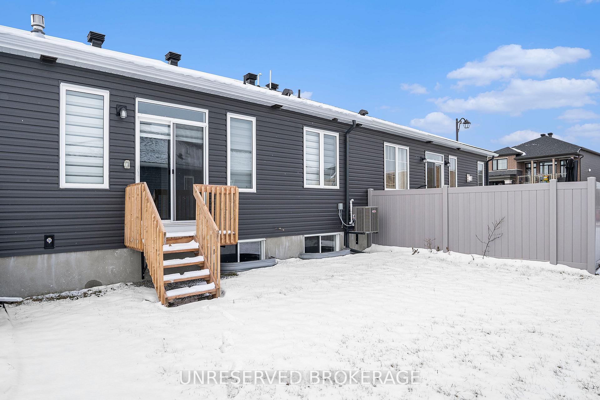 Photo 25 of 816 Companion Crescent, Ottawa, Mahogany Community — HOMEH