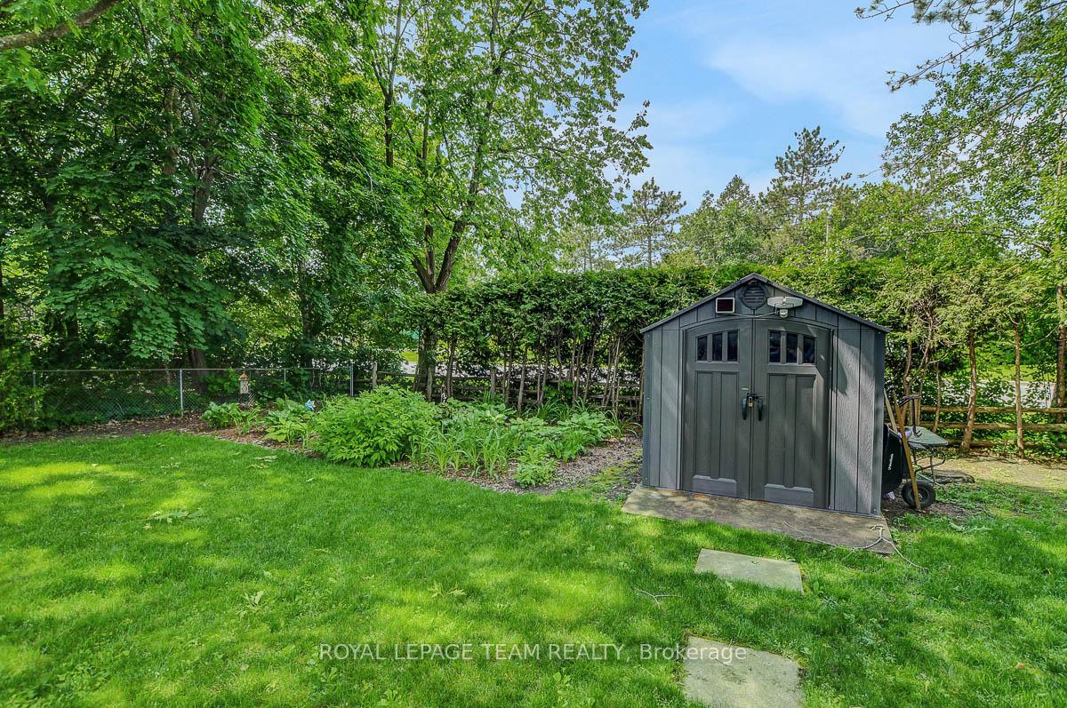 Photo 6 of 8 Kingsford Crescent, Ottawa, Kanata - Beaverbrook — HOMEH
