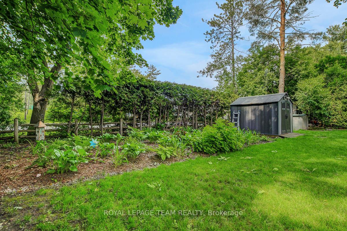 Photo 8 of 8 Kingsford Crescent, Ottawa, Kanata - Beaverbrook — HOMEH