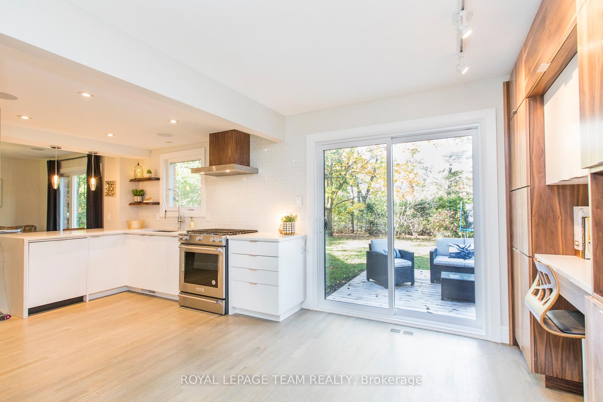 Photo 39 of 8 Kingsford Crescent, Ottawa, Kanata - Beaverbrook — HOMEH