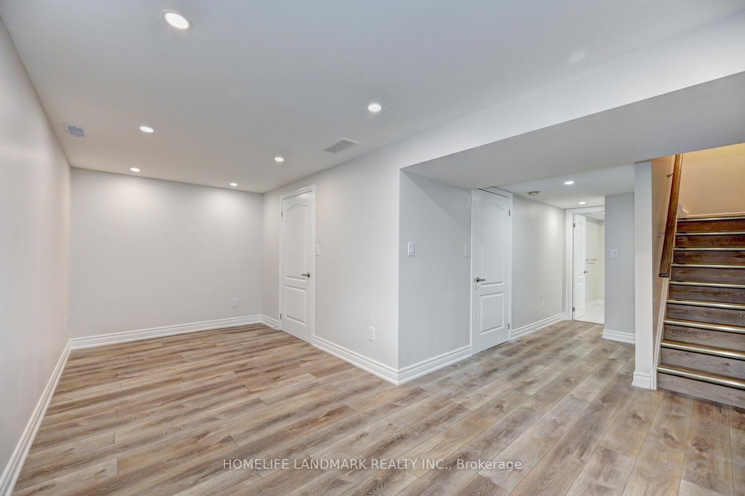 Photo 17 of 239 Prosperity Dr., Kitchener — HOMEH